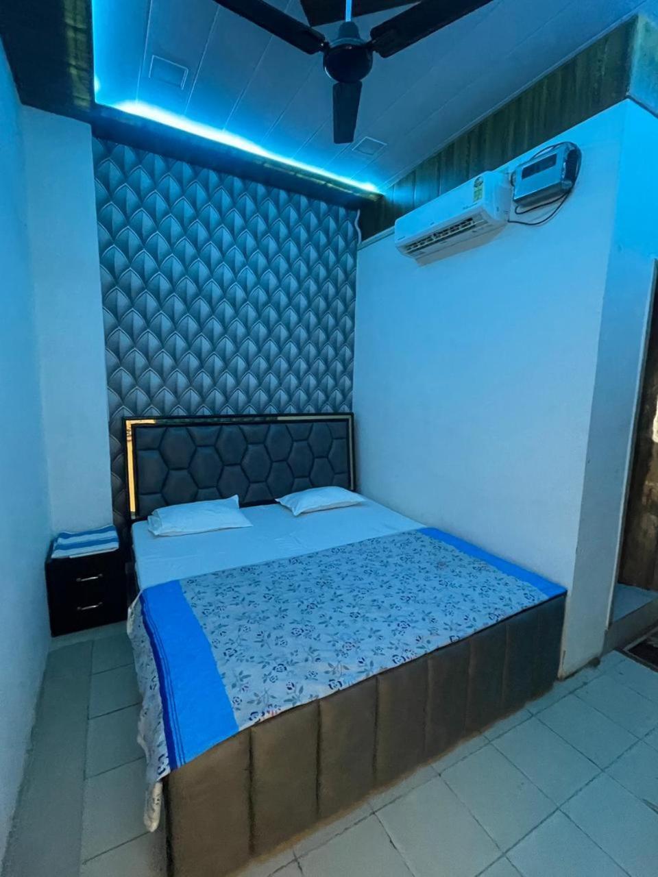 Hari Krishnam Residency Hotel Matura Exterior foto
