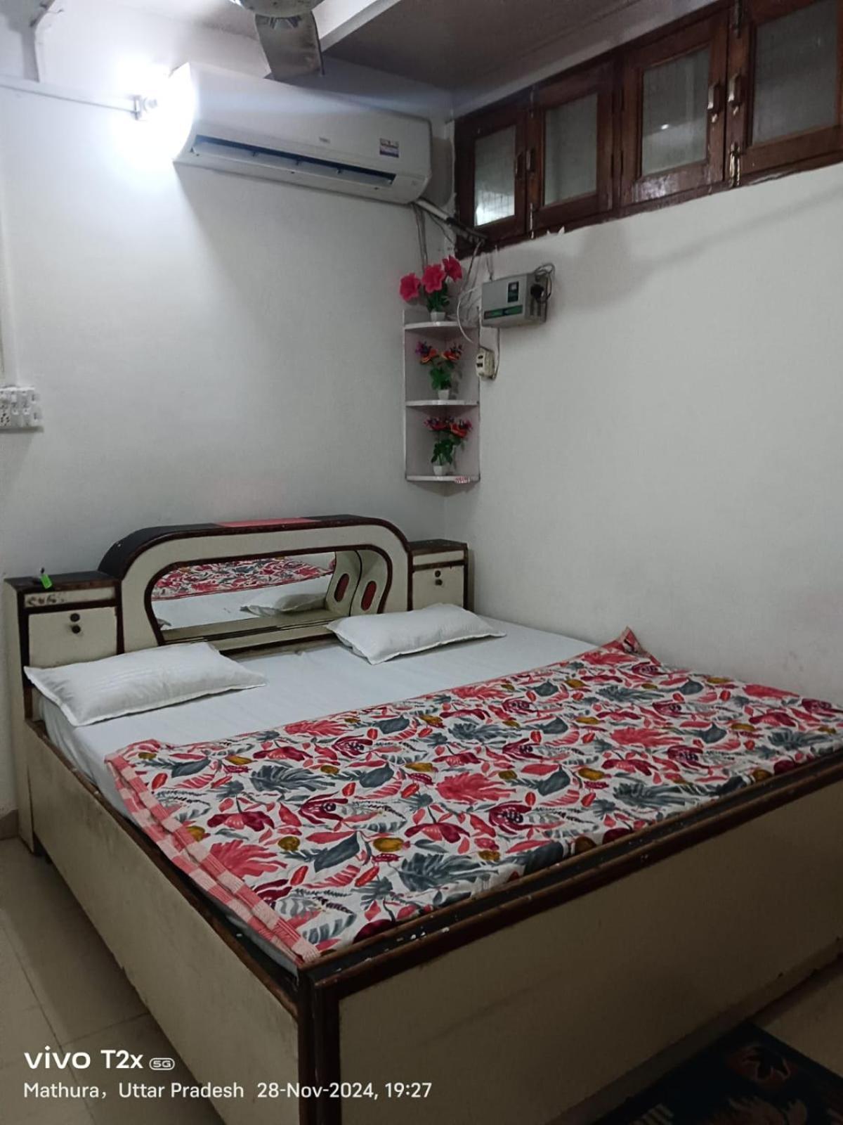 Hari Krishnam Residency Hotel Matura Exterior foto